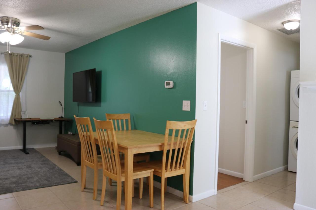 Hidden Emerald-Apartment With Kitchen And Laundry Lakeland Eksteriør billede